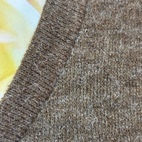 H2H Brown Knit Sweater Vest - Picture 4 of 7